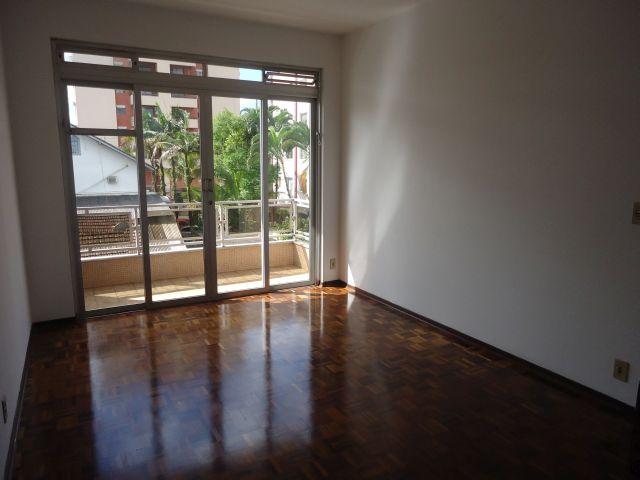Foto 5 de Apartamento com 2 Quartos para alugar, 62m² em Centro, Joinville