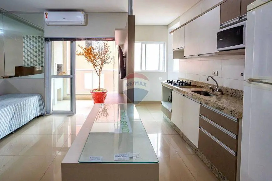 Foto 5 de Apartamento com 2 Quartos à venda, 59m² em Zona 07, Maringá