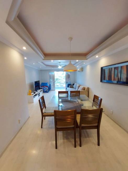 Foto 1 de Apartamento com 3 Quartos à venda, 120m² em Araruama, Araruama