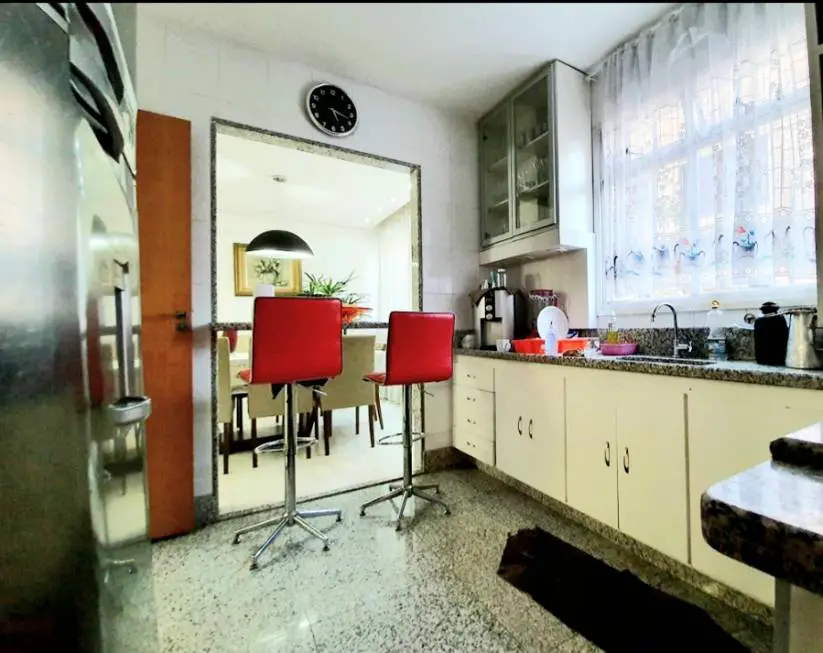 Foto 1 de Apartamento com 4 Quartos à venda, 120m² em União, Belo Horizonte
