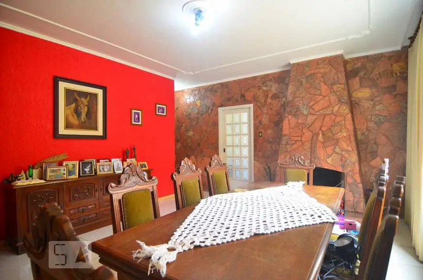 Foto 1 de Casa com 3 Quartos para alugar, 145m² em Rio Branco, Canoas