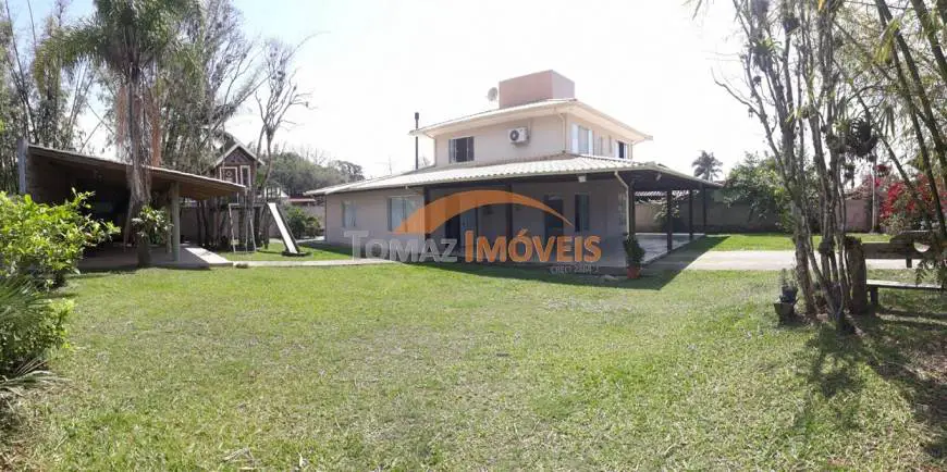 Foto 1 de Casa com 5 Quartos à venda, 262m² em Alto Arroio, Imbituba