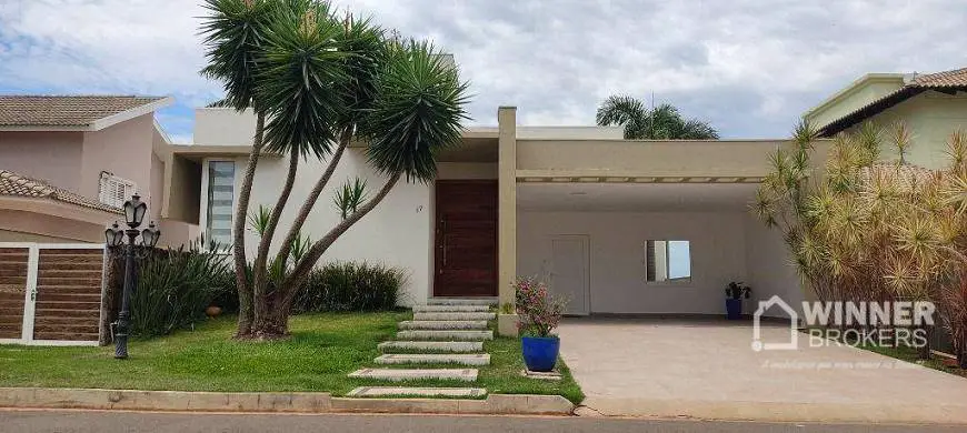 Foto 1 de Casa de Condomínio com 4 Quartos à venda, 580m² em Parque Industrial, Maringá