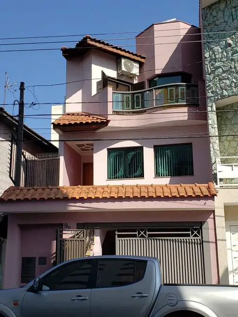 Foto 1 de Sobrado com 3 Quartos à venda, 260m² em Santa Maria, São Caetano do Sul