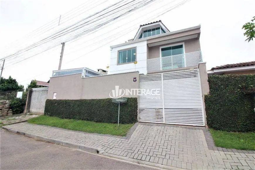 Foto 1 de Sobrado com 3 Quartos à venda, 130m² em São Braz, Curitiba