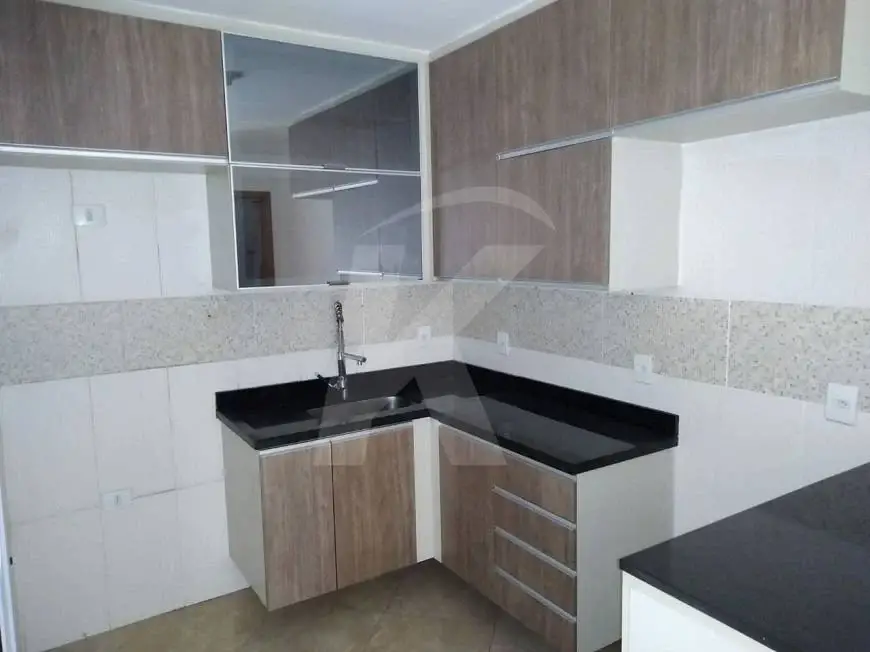 Foto 5 de Sobrado com 3 Quartos para alugar, 90m² em Vila Nilo, São Paulo