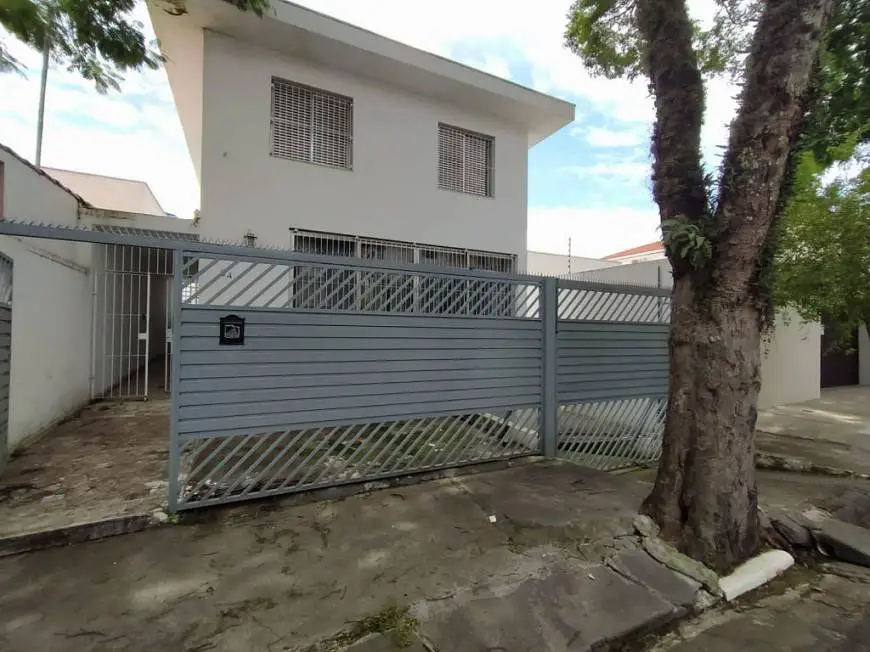 Foto 1 de Sobrado com 4 Quartos para venda ou aluguel, 500m² em Mirandópolis, São Paulo