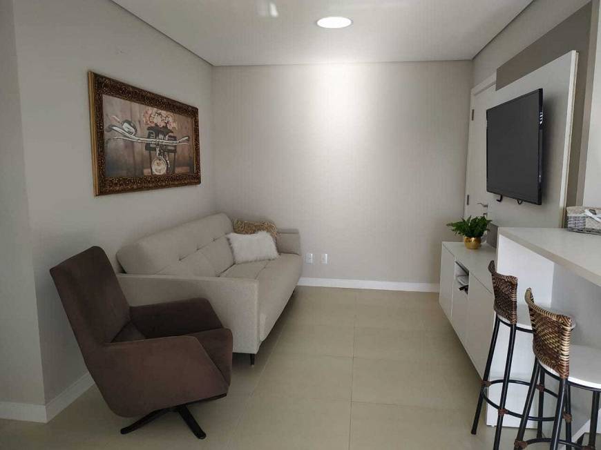Foto 5 de Apartamento com 1 Quarto à venda, 73m² em Camboriu, Camboriú