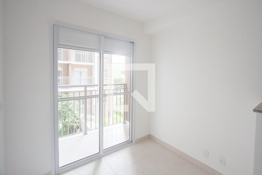 Foto 1 de Apartamento com 1 Quarto para alugar, 26m² em Chácara Santo Antônio, São Paulo