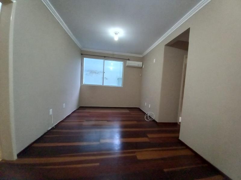 Foto 2 de Apartamento com 2 Quartos à venda, 55m² em Estreito, Florianópolis