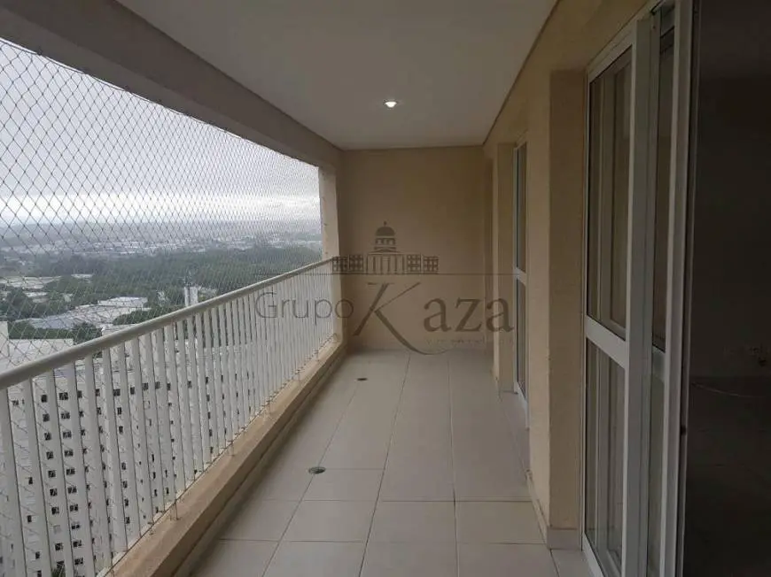 Foto 1 de Apartamento com 3 Quartos para alugar, 132m² em Jardim das Indústrias, São José dos Campos
