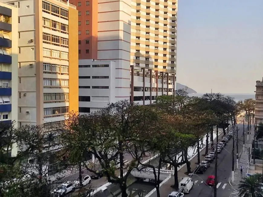 Foto 5 de Apartamento com 4 Quartos à venda, 260m² em Gonzaga, Santos