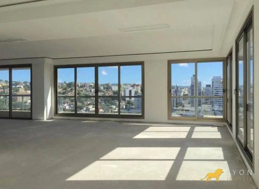 Foto 1 de Apartamento com 4 Quartos à venda, 236m² em Jardim Europa, Porto Alegre