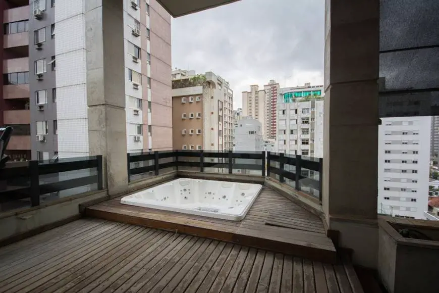 Foto 1 de Apartamento com 4 Quartos à venda, 460m² em Lourdes, Belo Horizonte