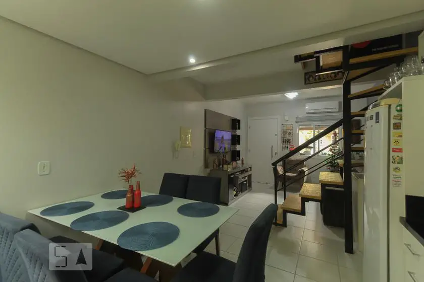 Foto 4 de Casa com 3 Quartos para alugar, 130m² em Ipanema, Porto Alegre