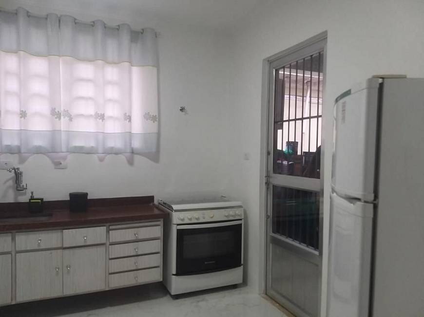 Foto 3 de Casa com 4 Quartos para alugar, 200m² em Boqueirão, Santos