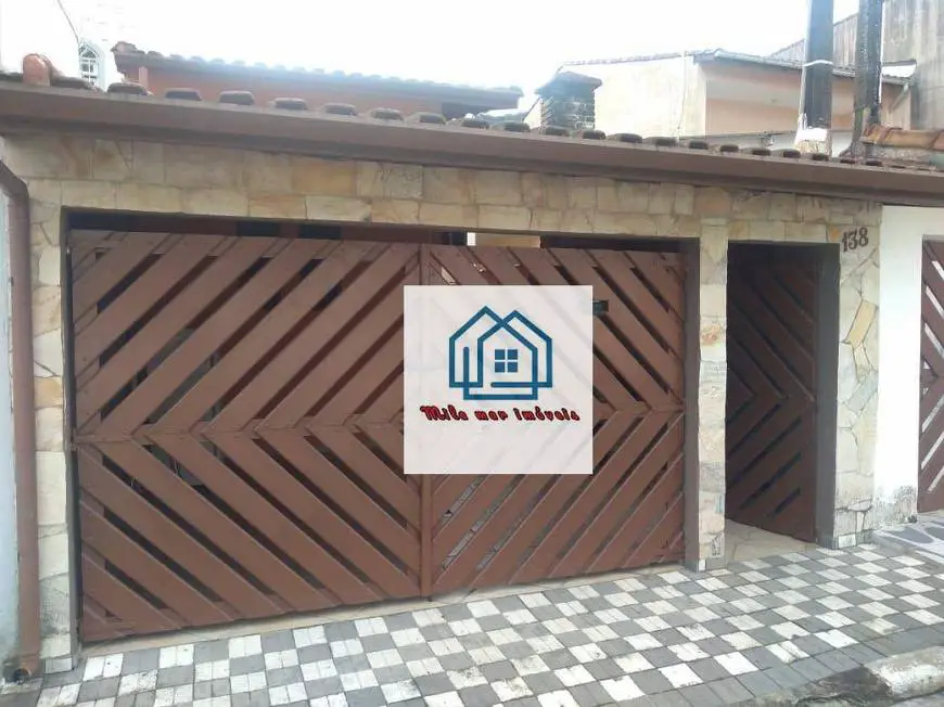 Foto 1 de Casa com 4 Quartos à venda, 110m² em Centro, Mongaguá