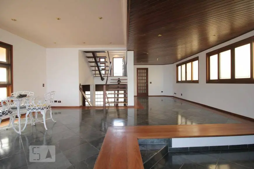 Foto 1 de Casa com 4 Quartos para alugar, 315m² em Vila Sônia, São Paulo