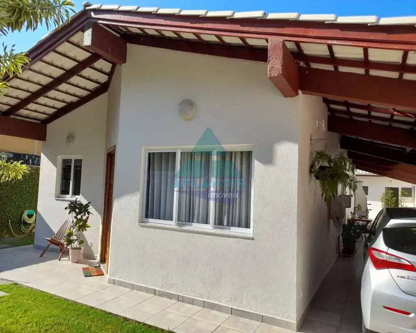 Foto 1 de Casa com 6 Quartos à venda, 200m² em Prainha, Caraguatatuba
