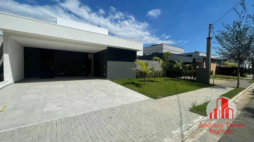 Foto 1 de Casa de Condomínio com 3 Quartos à venda, 190m² em Vila São José, Taubaté