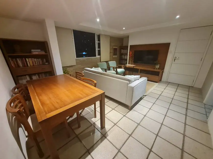 Foto 1 de Apartamento com 3 Quartos à venda, 93m² em Graças, Recife