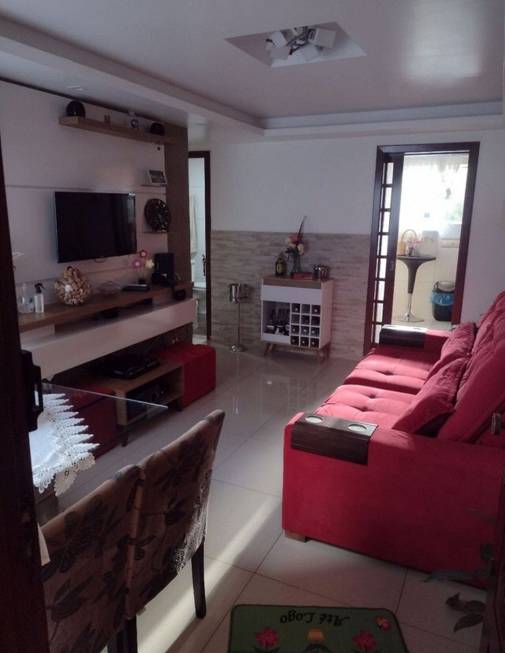 Foto 1 de Apartamento com 3 Quartos à venda, 68m² em Humaitá, Porto Alegre