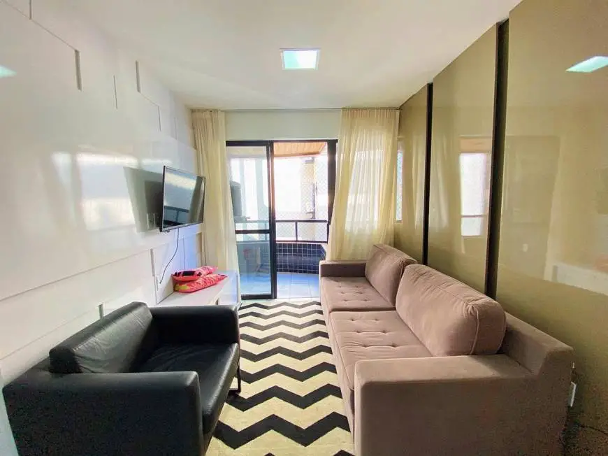 Foto 2 de Apartamento com 3 Quartos à venda, 75m² em Ponta Verde, Maceió