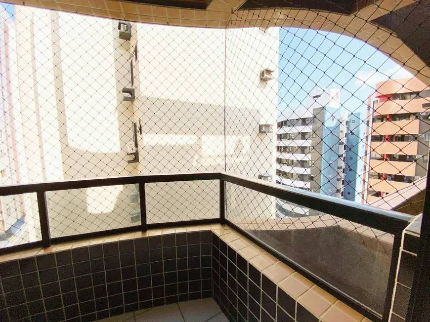 Foto 5 de Apartamento com 3 Quartos à venda, 75m² em Ponta Verde, Maceió