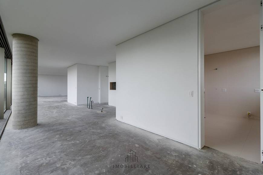 Foto 5 de Apartamento com 4 Quartos à venda, 459m² em Cabral, Curitiba