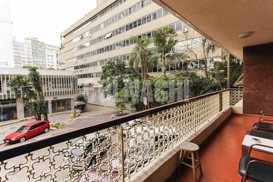 Foto 1 de Apartamento com 4 Quartos à venda, 190m² em Rio Branco, Porto Alegre