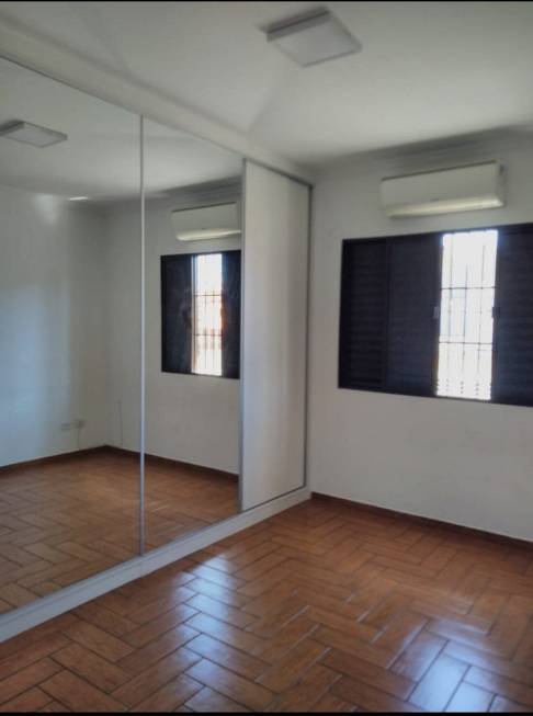 Foto 5 de Casa com 3 Quartos para alugar, 156m² em Vila Carrão, São Paulo