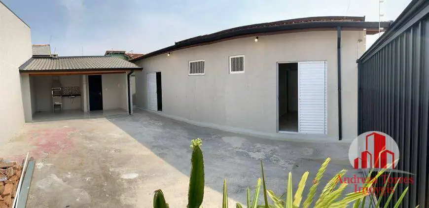 Foto 1 de Casa com 3 Quartos à venda, 220m² em Vila São José, Taubaté