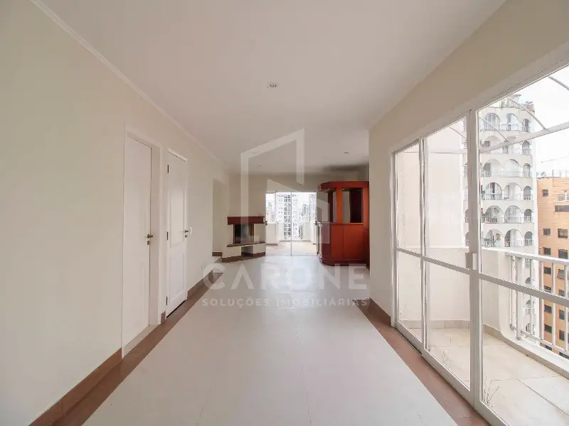 Foto 2 de Cobertura com 4 Quartos para alugar, 220m² em Vila Olímpia, São Paulo