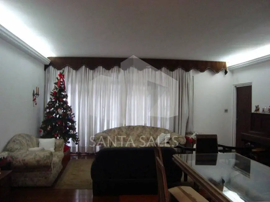 Foto 1 de Sobrado com 5 Quartos para venda ou aluguel, 400m² em Indianópolis, São Paulo