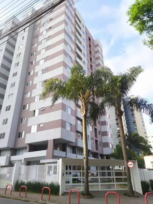 Foto 1 de Apartamento com 1 Quarto para alugar, 78m² em Água Verde, Curitiba