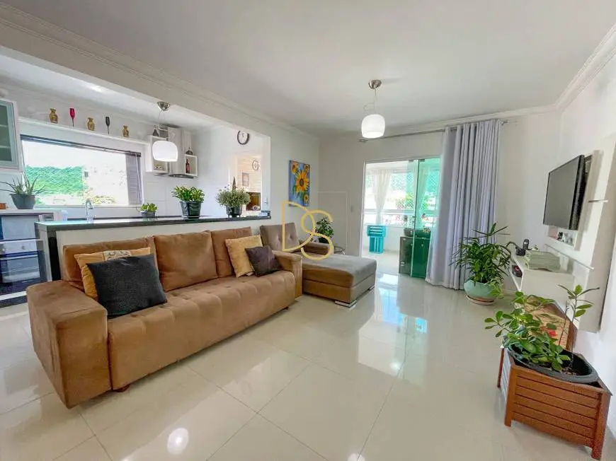 Foto 2 de Apartamento com 1 Quarto à venda, 122m² em Nacoes, Balneário Camboriú