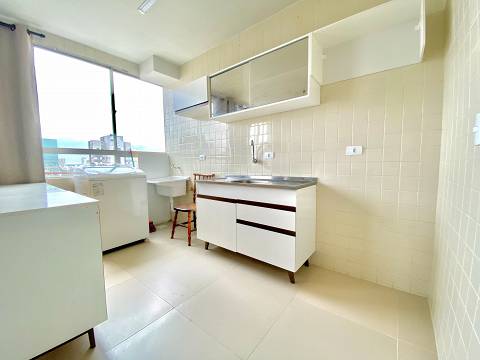 Foto 4 de Apartamento com 2 Quartos para alugar, 58m² em Centro, Curitiba