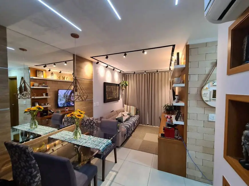 Foto 2 de Apartamento com 2 Quartos à venda, 73m² em Centro, Niterói