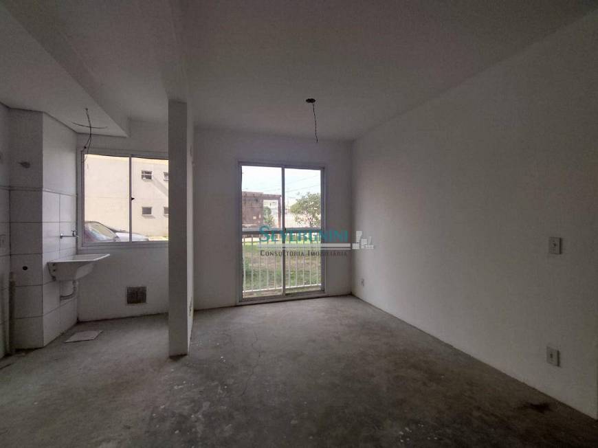 Foto 2 de Apartamento com 2 Quartos à venda, 53m² em Vila Vista Alegre, Cachoeirinha