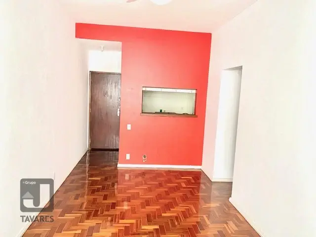 Foto 2 de Apartamento com 3 Quartos para alugar, 80m² em Humaitá, Rio de Janeiro
