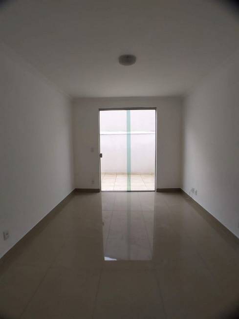 Foto 2 de Apartamento com 3 Quartos à venda, 101m² em Vila Clóris, Belo Horizonte