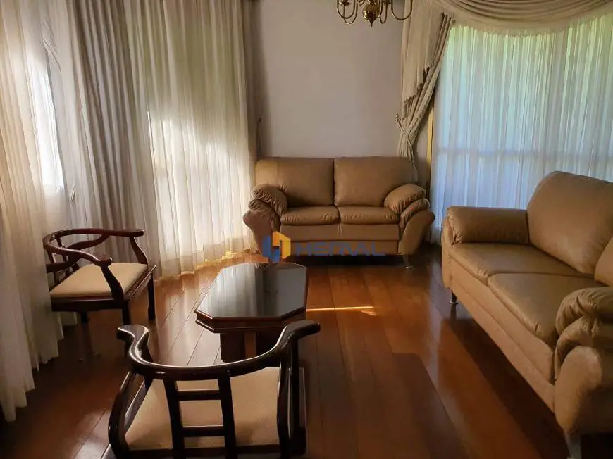 Foto 1 de Apartamento com 3 Quartos à venda, 143m² em Zona 07, Maringá
