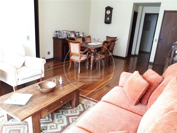 Foto 1 de Apartamento com 4 Quartos à venda, 130m² em Grajaú, Rio de Janeiro