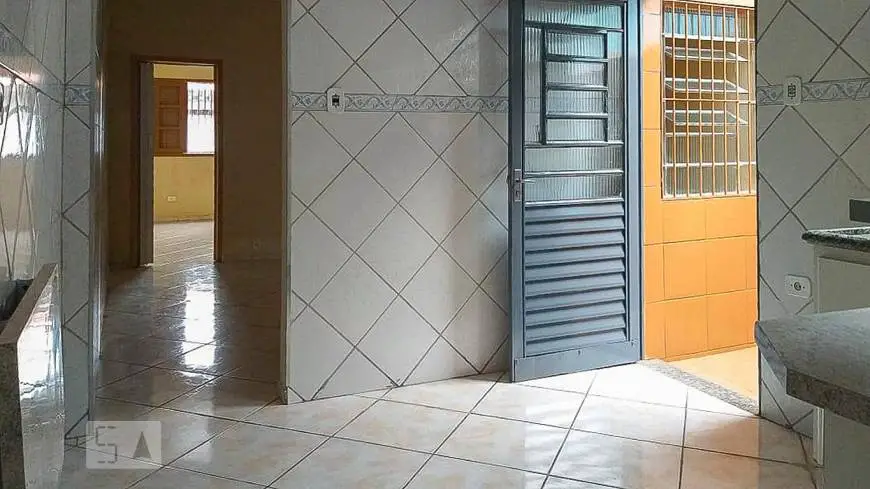 Foto 2 de Casa com 2 Quartos para alugar, 70m² em Penha De Franca, São Paulo