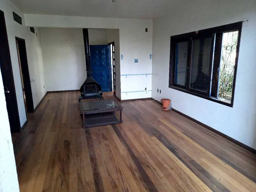 Foto 3 de Casa com 3 Quartos à venda, 300m² em Guarani, Novo Hamburgo