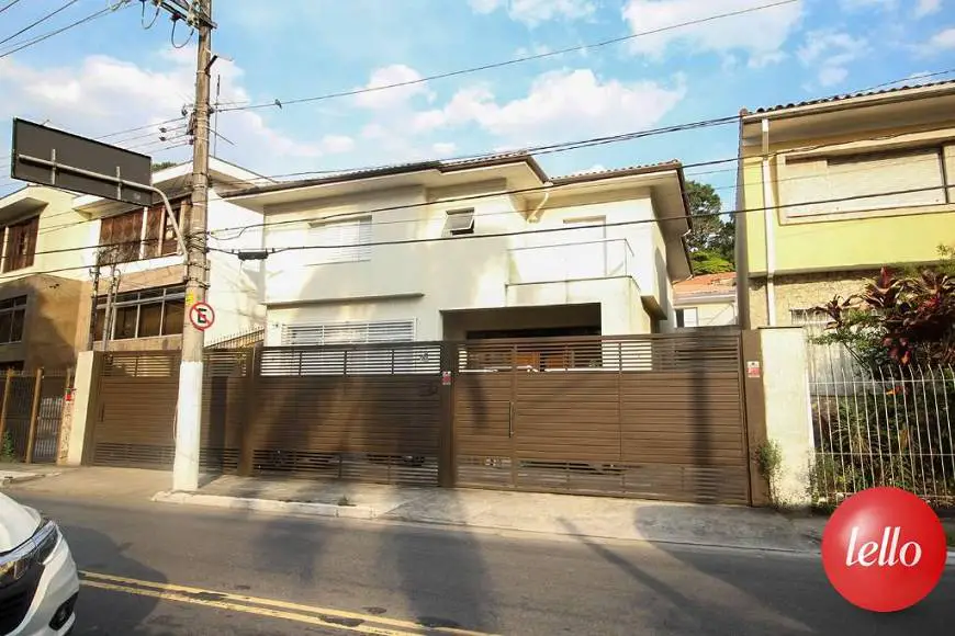 Foto 1 de Casa com 4 Quartos para alugar, 196m² em Tucuruvi, São Paulo