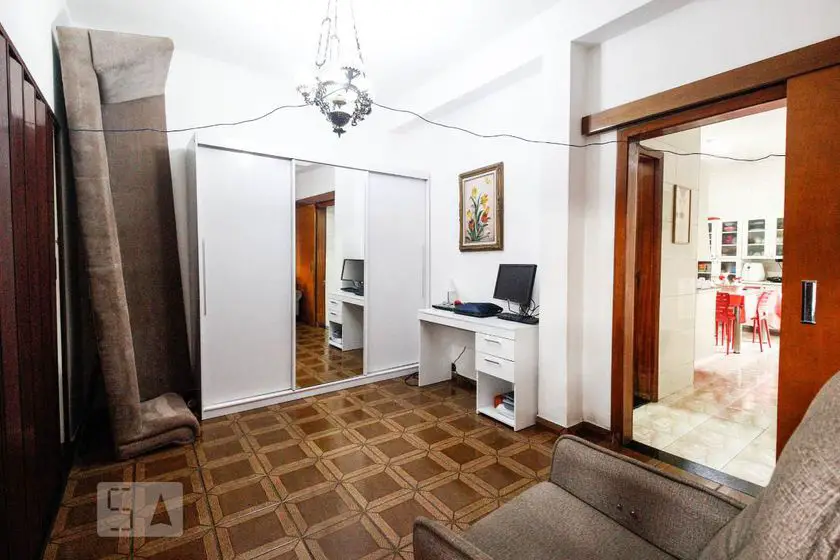Foto 1 de Casa com 5 Quartos para alugar, 120m² em Piqueri, São Paulo