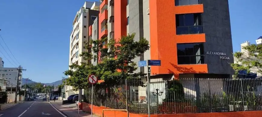 Foto 1 de Apartamento com 2 Quartos à venda, 66m² em Agronômica, Florianópolis