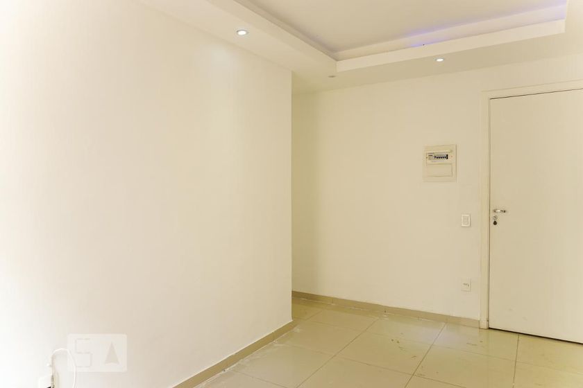 Foto 3 de Apartamento com 2 Quartos para alugar, 44m² em Campo Grande, Rio de Janeiro