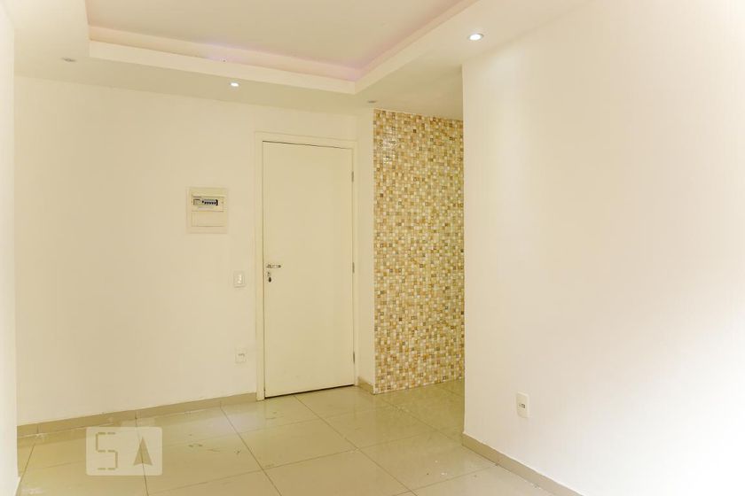 Foto 4 de Apartamento com 2 Quartos para alugar, 44m² em Campo Grande, Rio de Janeiro